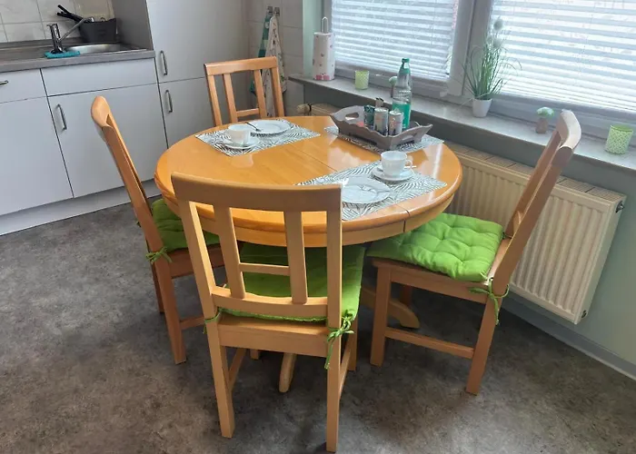 Daire Iris Hinrichs 95150